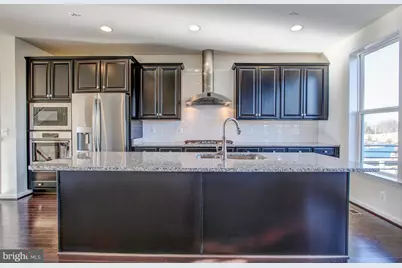 14596 Lakestone Drive, Chantilly, VA 20151 - Photo 7