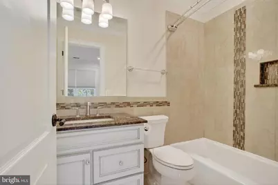 7112 Georgetown Pike, McLean, VA 22101 - Photo 45