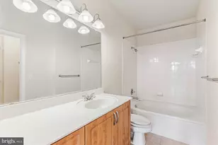12941 Centre Park Cir, Herndon, VA 20171 - Photo 25
