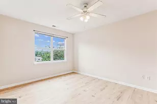 12941 Centre Park Cir, Herndon, VA 20171 - Photo 19