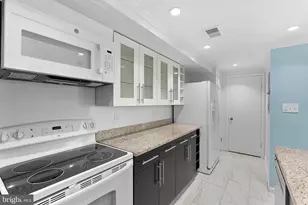 4388 Pembrook Village Dr, Alexandria, VA 22309 - Photo 19