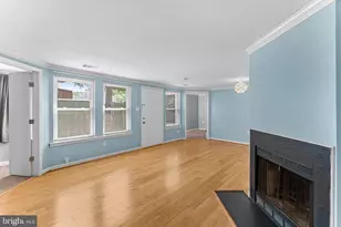 4388 Pembrook Village Dr, Alexandria, VA 22309 - Photo 11
