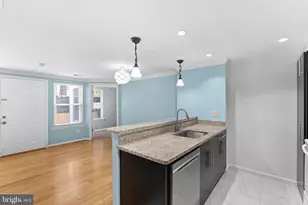 4388 Pembrook Village Dr, Alexandria, VA 22309 - Photo 17