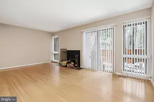 10995 Thrush Ridge Rd, Reston, VA 20191 - Photo 17