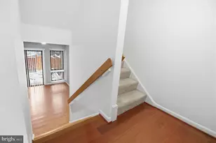 10995 Thrush Ridge Rd, Reston, VA 20191 - Photo 7