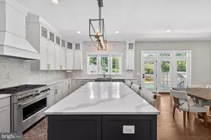 1114 Ware St SW, Vienna, VA 22180 - Photo 21