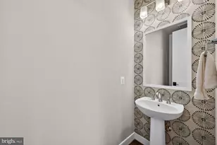 1114 Ware St SW, Vienna, VA 22180 - Photo 45