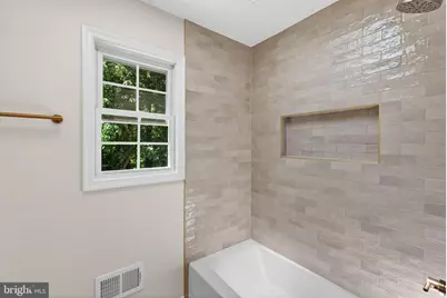 8705 Queen Elizabeth Boulevard, Annandale, VA 22003 - Photo 41