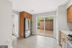 11926 Escalante Ct, Reston, VA 20191 - Photo 5
