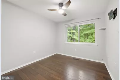 11926 Escalante Court, Reston, VA 20191 - Photo 19