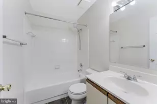 8475 Canyon Oak Dr, Springfield, VA 22153 - Photo 17
