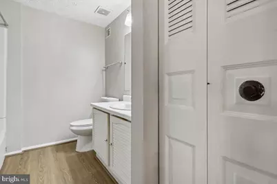 5913 Spruce Run Court, Centreville, VA 20121 - Photo 17