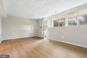 5913 Spruce Run Ct, Centreville, VA 20121 - Photo 25