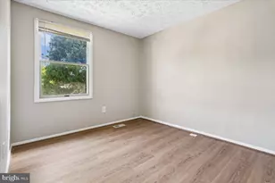 5913 Spruce Run Ct, Centreville, VA 20121 - Photo 15