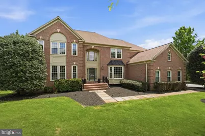 1405 Woodhurst Boulevard, McLean, VA 22102 - Photo 1