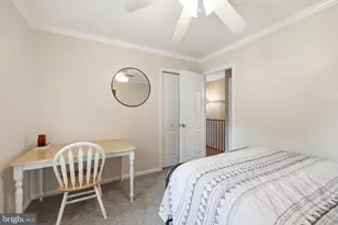 8900 Kenilworth Dr, Burke, VA 22015 - Photo 35