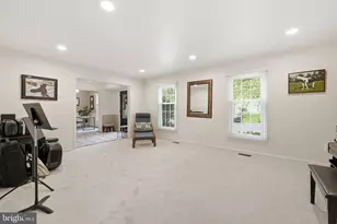 8900 Kenilworth Dr, Burke, VA 22015 - Photo 7