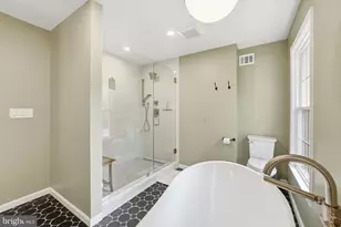 8900 Kenilworth Dr, Burke, VA 22015 - Photo 29