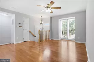 7723 Markham Grant Ln, Alexandria, VA 22315 - Photo 5