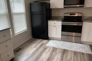 11013 Barton Hill Ct, Reston, VA 20191 - Photo 3