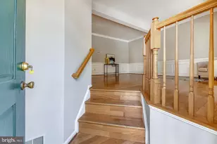 6505 Parish Glebe Ln, Alexandria, VA 22315 - Photo 3