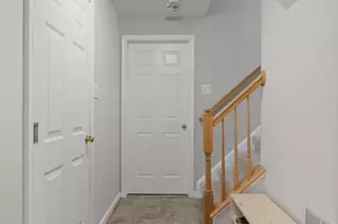 6505 Parish Glebe Ln, Alexandria, VA 22315 - Photo 21