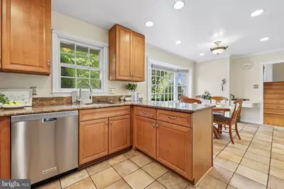 2205 Abbotsford, Vienna, VA 22181 - Photo 11