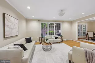 2205 Abbotsford, Vienna, VA 22181 - Photo 5