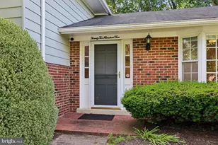 2205 Abbotsford, Vienna, VA 22181 - Photo 3