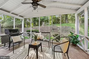 2205 Abbotsford, Vienna, VA 22181 - Photo 33