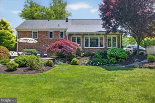 2212 Reddfield Dr, Falls Church, VA 22043 - Photo 55