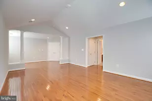 13515 Lamium Ln, Centreville, VA 20120 - Photo 25