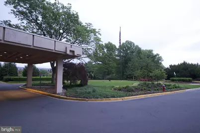 1800 Old Meadow Rd #818, McLean, VA 22102 - Photo 29
