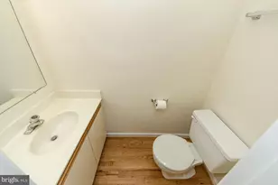 7589 Chrisland Cove, Falls Church, VA 22042 - Photo 11