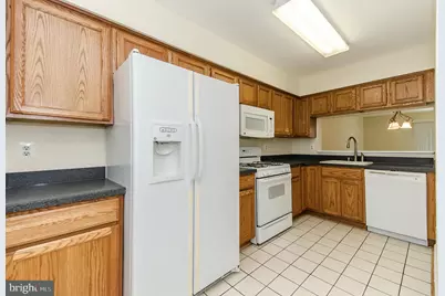 7589 Chrisland Cove, Falls Church, VA 22042 - Photo 7