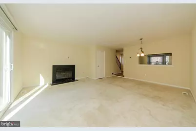 7589 Chrisland Cove, Falls Church, VA 22042 - Photo 9