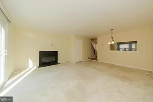 7589 Chrisland Cove, Falls Church, VA 22042 - Photo 9