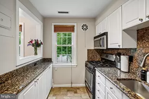 6513 Potomac Ave, Alexandria, VA 22307 - Photo 11
