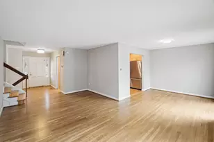 1710 Palm Springs Dr, Vienna, VA 22182 - Photo 3