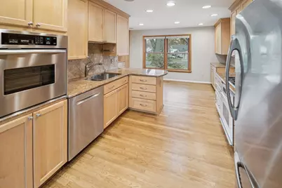 1710 Palm Springs Drive, Vienna, VA 22182 - Photo 5