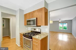 3688 Yorktown Village Pass, Annandale, VA 22003 - Photo 13