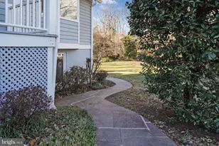 2018 Swan Terrace, Alexandria, VA 22307 - Photo 5