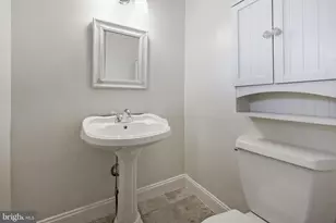 2018 Swan Terrace, Alexandria, VA 22307 - Photo 17
