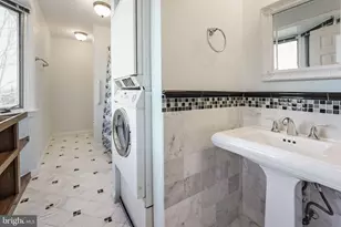 2018 Swan Terrace, Alexandria, VA 22307 - Photo 23