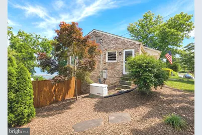 7215 Park Terrace Drive, Alexandria, VA 22307 - Photo 3