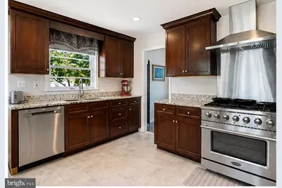 7215 Park Terrace Drive, Alexandria, VA 22307 - Photo 7