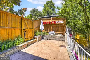 7215 Park Terrace Dr, Alexandria, VA 22307 - Photo 27