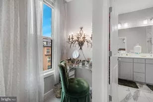 4489 Lateleaf Trl, Fairfax, VA 22030 - Photo 11