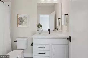 1103 Desale St SW, Vienna, VA 22180 - Photo 43