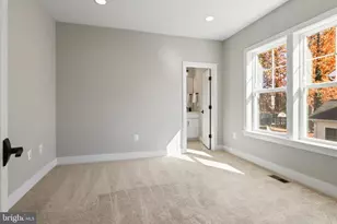 1103 Desale St SW, Vienna, VA 22180 - Photo 41
